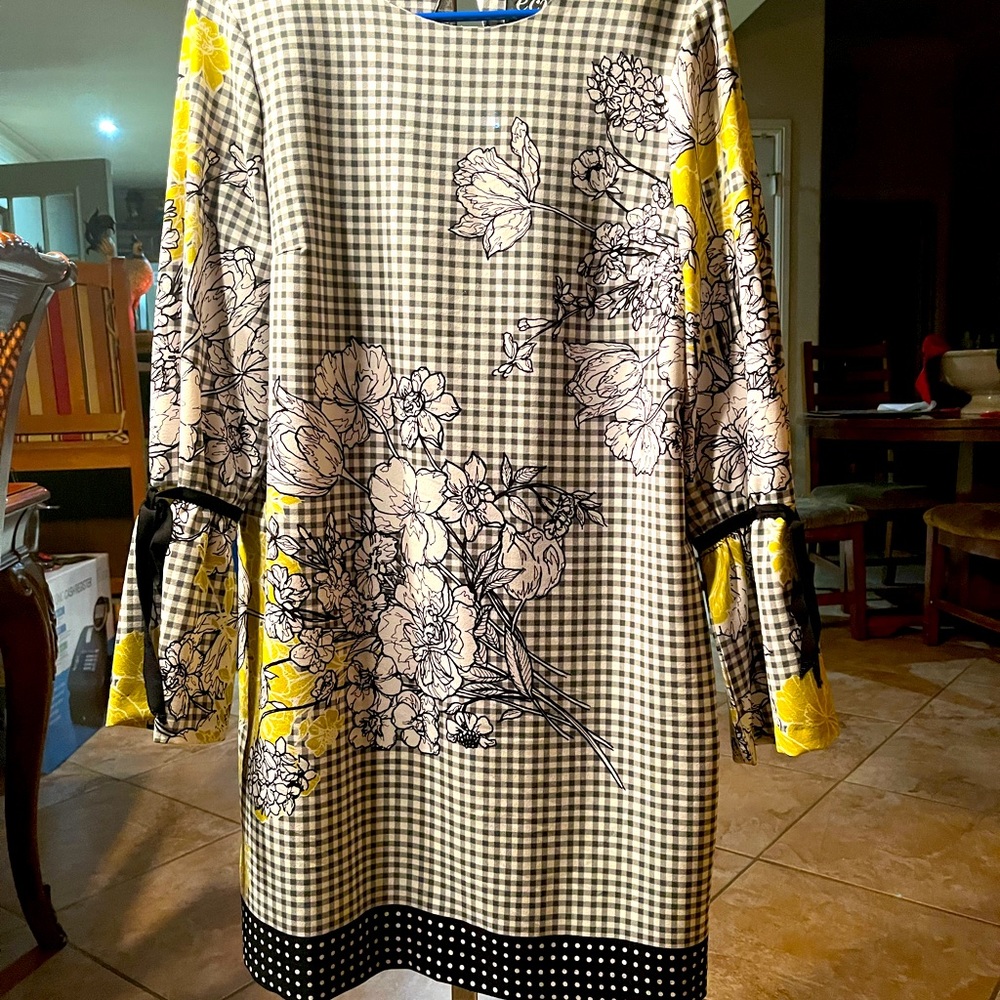 Shoes size 8 with Dress to match size 6 beautiful
